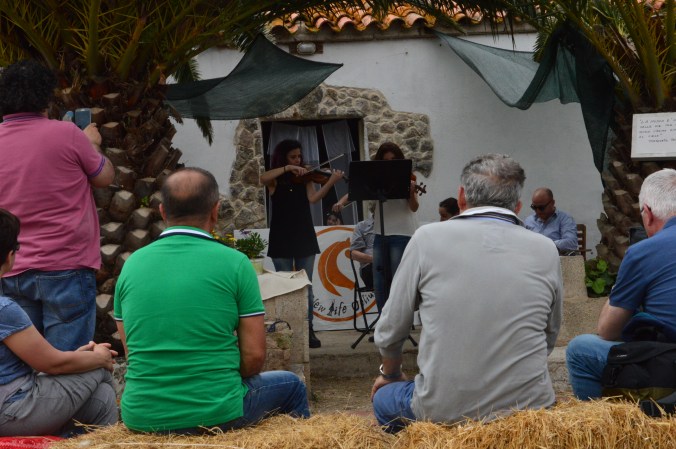 I violini di Anna Vilardi e Roberta Dore